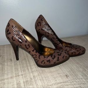 SOLD—- Nine West Heels - 8